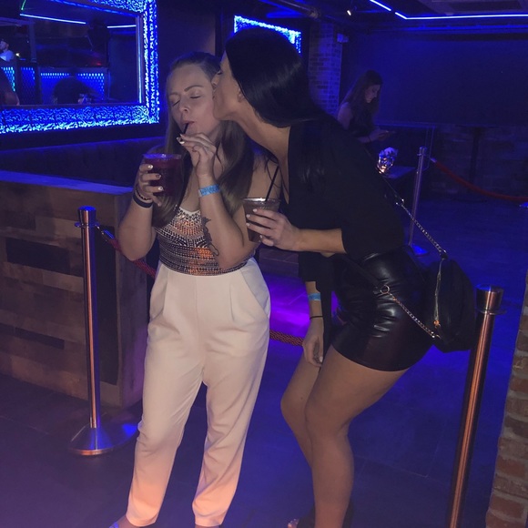 Faux leather mini skirt - Picture 6 of 6